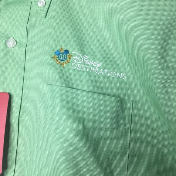 🎁 New Cutter & Buck Disney Shirt - Picture 5 of 8